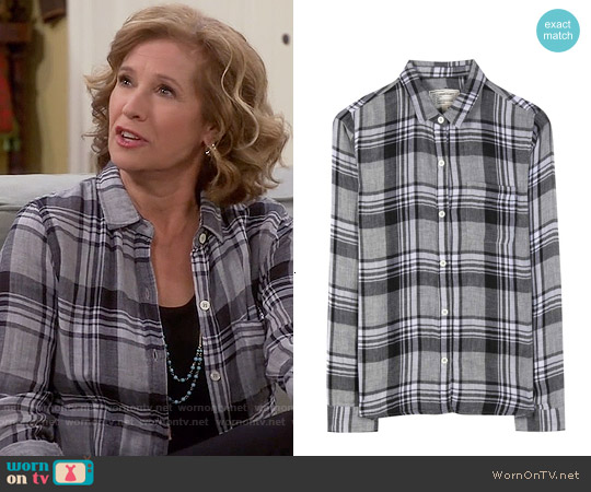 Current Elliott Slim Boy Cotton Shirt worn by Vanessa Baxter (Nancy Travis) on Last Man Standing