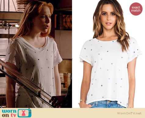 Current Elliott The Crew Neck Tee in Mini Stars worn by Molly Quinn on Castle