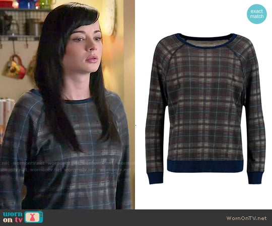 Current Elliott The Letterman Destroyed Plaid Sweatshirt worn by Jenna Hamilton (Ashley Rickards) on Awkward