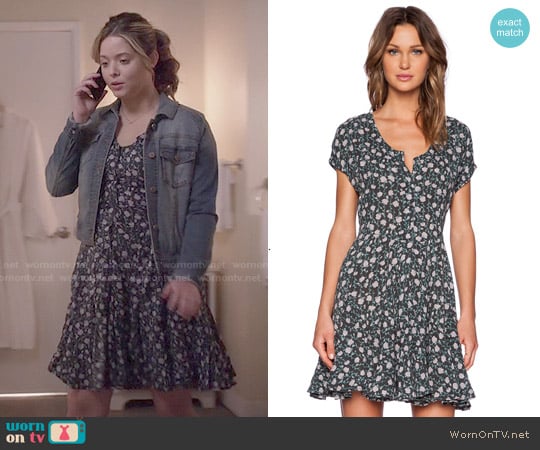 Current Elliott The Swing Dress in Juliet Floral worn by Alison DiLaurentis (Sasha Pieterse) on Pretty Little Liars