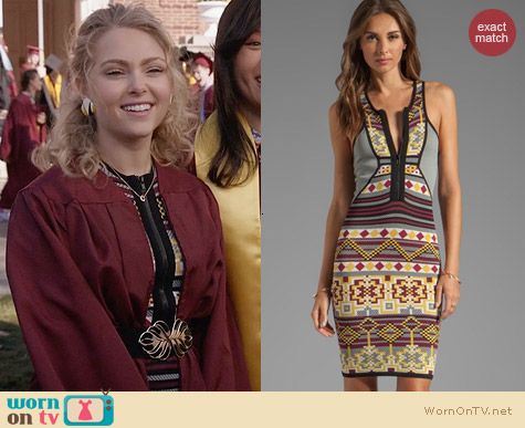 Cut 25 Yigal Azrouel Fair Isle Power Knit Dress worn by AnnaSophia Robb on The Carrie Diaries