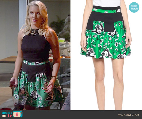 Diane von Furstenberg Claire Skirt worn by Gabi Diamond (Emily Osment) on Young and Hungry