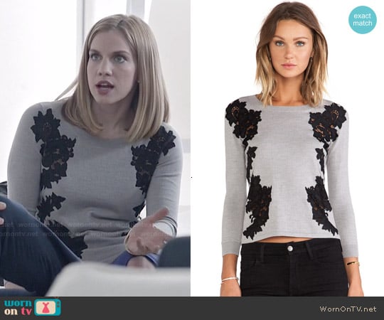 Diane von Furstenberg 'Doreen' Floral Applique Pullover worn by Amy Brookheimer (Anna Chlumsky) on Veep