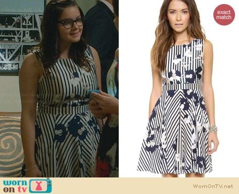 Diane von Furstenberg Kimana Dress worn by Ariel Winter on Modern Family