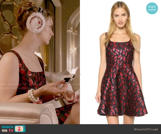 WornOnTV: Chanel 3's lips print dress on Scream Queens, Billie Lourd