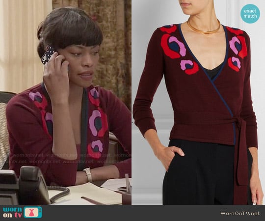 Diane von Furstenberg Intarsia Wool Wrap Cardigan worn by Sue Wilson (Sufe Bradshaw) on Veep