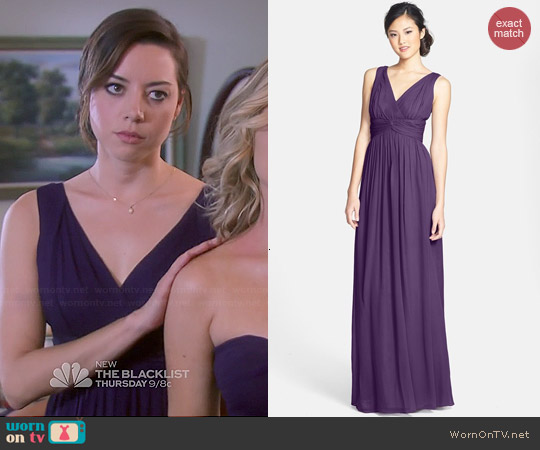 Donna Morgan Julie Twist Gown in Amethyst worn by Aubrey Plaza on Parks & Rec