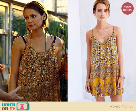 Ecote Frances Mini Bubble Dress worn by Willa Holland on Arrow