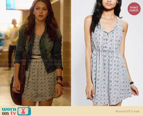 Ecote Tie Neck Tank Dress from Urban Outfitters worn by Aimee Teegarden on Star Crossed