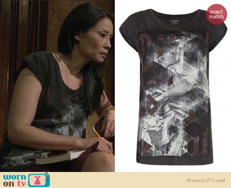 Elementary Fashion: All Saints Folds Crew Neck Tshirt worn by Lucy Liu