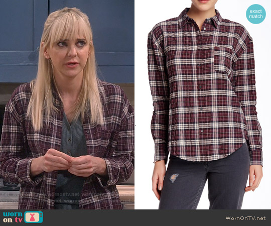 Elizabeth & James Carine Shirt in Black Cherry Plaid worn by Christy Plunkett (Anna Faris) on Mom