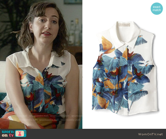 Elle Sasson Cisco Top in Bird Print worn by Carol Pilbasian (Kristen Schaal) on Last Man On Earth