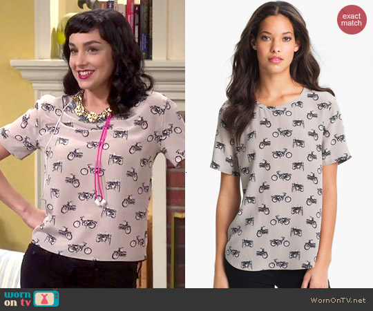 Equipment Riley Top in Ryder Print worn by Mandy Baxter ( Molly Ephraim) on Last Man Standing