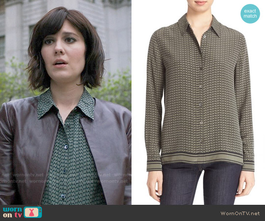 Equipment Shiloh Printed Silk Top worn by Laurel Healy (Mary Elizabeth Winstead) on BrainDead