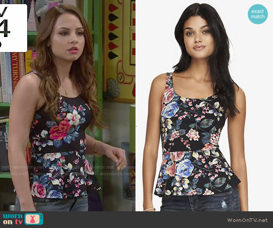 Express Rose Print Peplum Top worn by Sofia Rodriguez (Aimee Carrero) on Young and Hungry