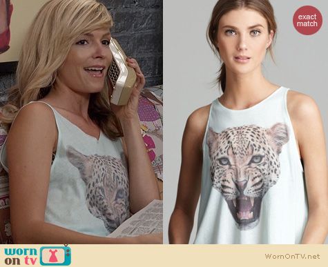 Fashion of The Carrie Diaries: Wildfox Leopard Tank worn by Lindsey Gort