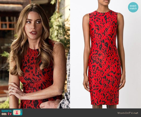 Fausto Puglisi Animal Print Fitted Dress worn by  Gloria Pritchett (Sofia Vergara) on Modern Family