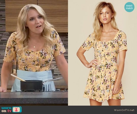 Flynn Skye Nyla Dress worn by Gabi Diamond (Emily Osment) on Young and Hungry