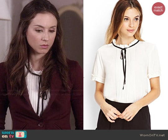 Forever 21 Micro Pleated Blouse worn by Spencer Hastings (Troian Bellisario) on Pretty Little Liars