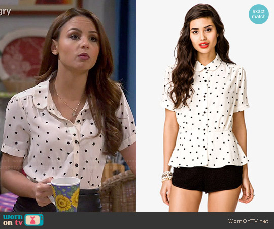 Forever 21 Star Print Peplum Top worn by Sofia Rodriguez (Aimee Carrero) on Young and Hungry