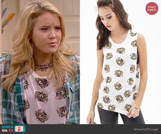 Forever 21 Cat Print Muscle Tank worn by Lennox Scanlon (Taylor Spreitler) on Melissa and Joey