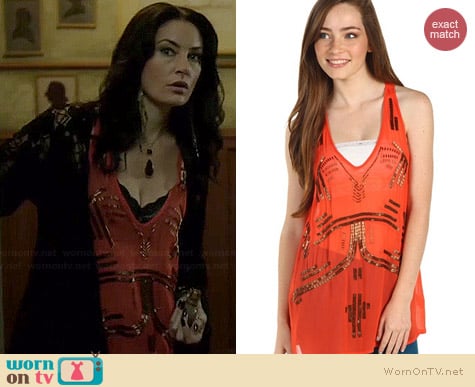 Free People Bead It Tank worn by Madchen Amick on Witches of East End