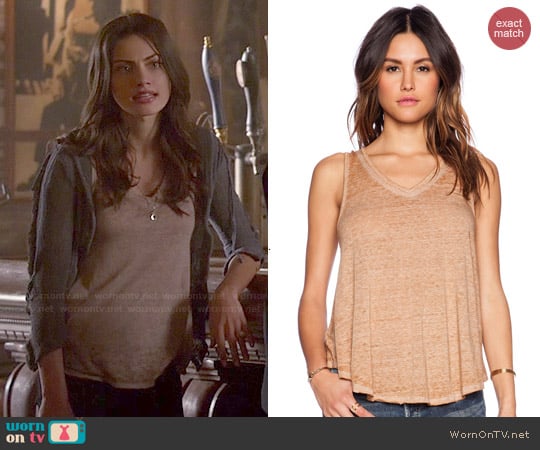 Free People Breezy Tank in Camel worn by Hayley (Phoebe Tonkin) on The Originals