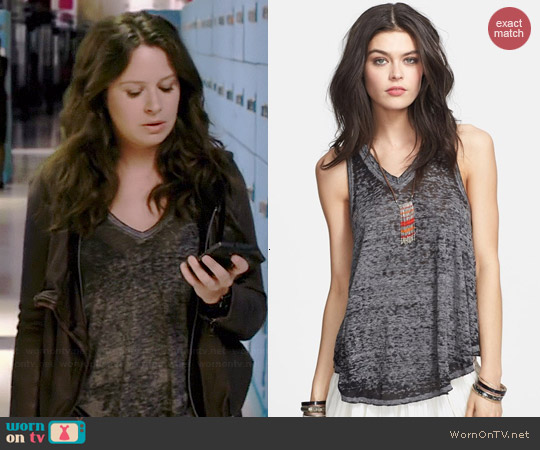 Free People Breezy Tank worn by Katie Lowes on Scandal