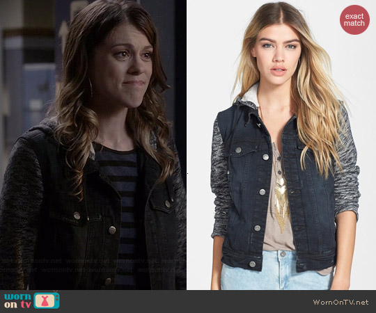 Free People Denim & Knit Jacket in Pumice Black worn by Lindsey Shaw on PLL