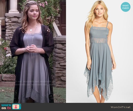 Free People Dobby Dot Lace Trim Trapeze Slip worn by Alison DiLaurentis (Sasha Pieterse) on Pretty Little Liars