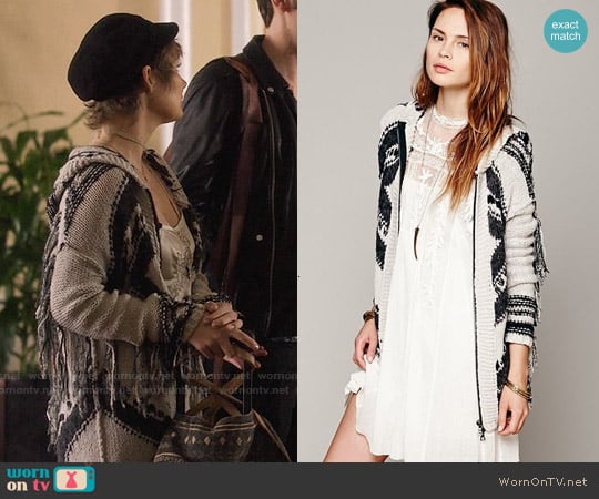 Free People Geo Fringe Hooded Cardigan worn by Juliette Barnes (Hayden Panettiere) on Nashville