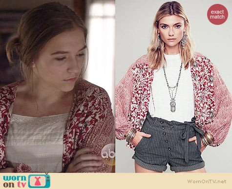 Free People Printed Balloon Sleeve Soft Jacket worn by Lennon Stella on Nashville