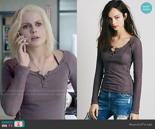 Free People Rag Tag Henley worn by Liv Moore (Rose McIver) on iZombie