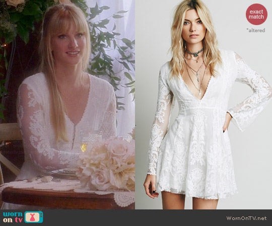 Free People Reign Over Me Lace Dress in Ivory worn by Heather Morris on Glee