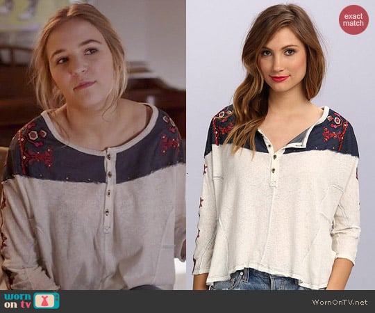 Free People Rio Henley worn by Lennon Stella on Nashville