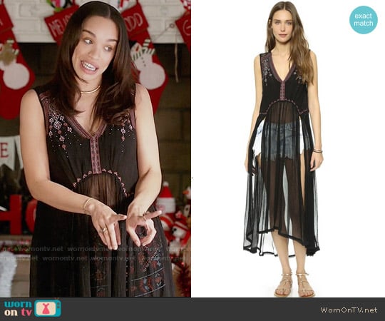 Free People See You Smile Top worn by Erica Dundee (Cleopatra Coleman) on Last Man On Earth