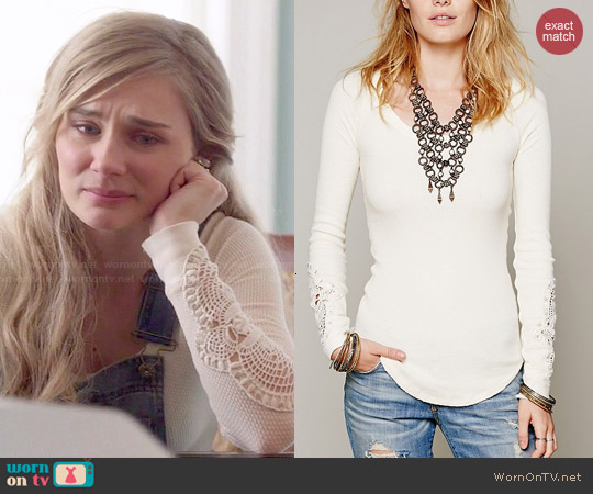 Free People 'Synergy' Cuff Thermal in Ivory worn by Scarlett O'Connor (Clare Bowen) on Nashville