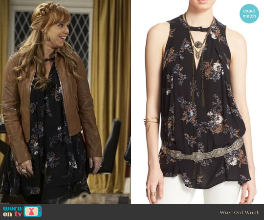 Free People 'Tree Swing' Sleeveless Top worn by Kristin Baxter (Amanda Fuller) on Last Man Standing