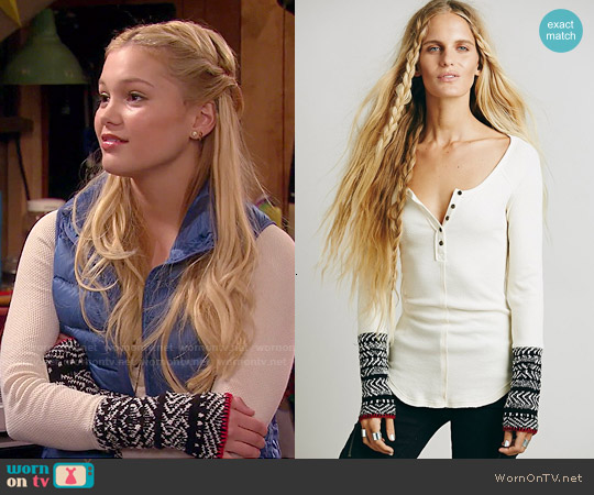 Free People Alpine Cuff Thermal worn by Lindy Watson (Olivia Holt) on I Didnt Do It