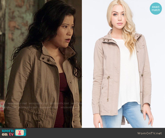 Full Tilt Hooded Twill Anorak Jacket in Khaki worn by Happy Quinn (Jadyn Wong) on Scorpion