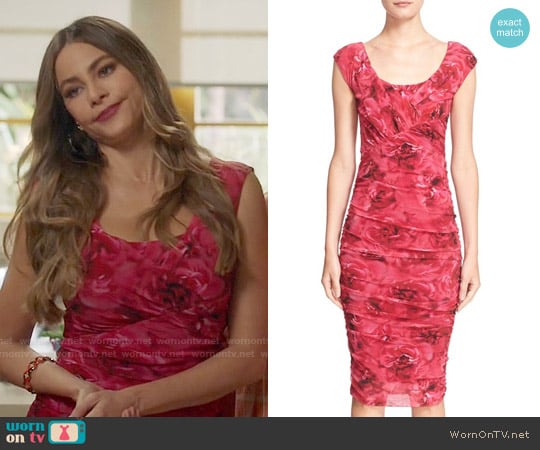 Fuzzi Rose Print Ruched Tulle Dress worn by  Gloria Pritchett (Sofia Vergara) on Modern Family