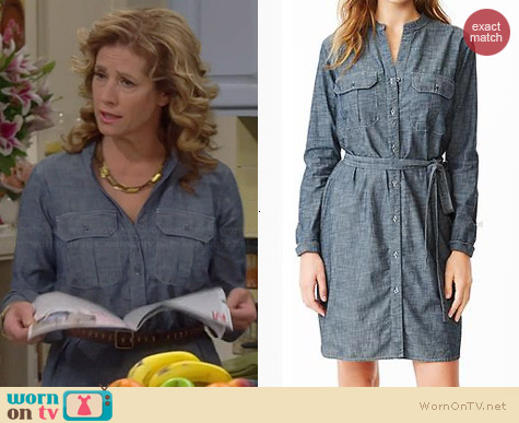 Gap Chambray Utility Shirtdress worn by Nancy Travis on Last Man Standing