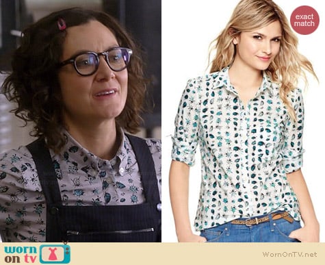 Gap Shrunken Boyfriend Shirt in Lady Bugs worn by Sara Gilbert on Bad Teacher