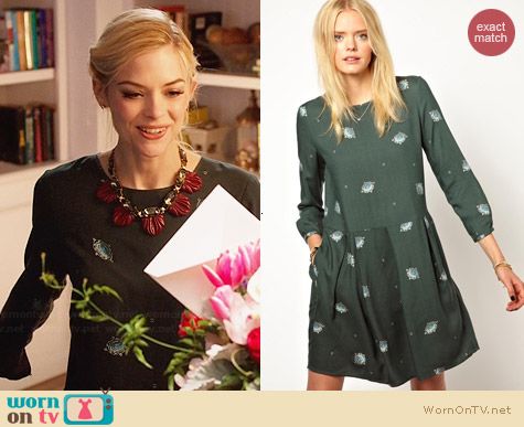 Girl. By Band of Outsiders Jewel Print Dress worn by Jaime King on Hart of Dixie