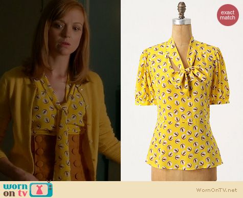 Glee Fashion: Anthropologie Lemon Liftoff Blouse worn by Jayma Mays