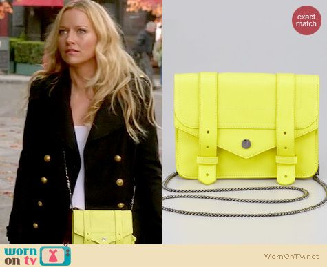 Goodwin Games Fashion: Proenza Schoulder PS1 Chain wallet worn by Becki Newton