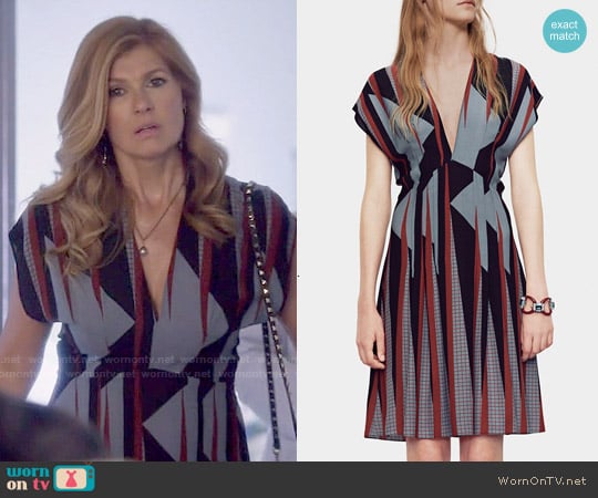 Gucci Triangle Print Silk Dress worn by Rayna Jaymes (Connie Britton) on Nashville