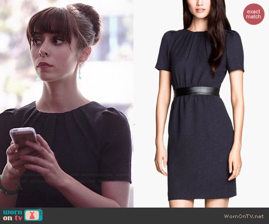 H&M Dress in Textured Fabric worn by Cristin Milioti on A to Z