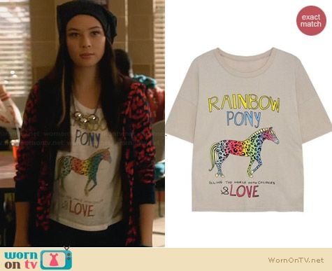 H&M Rainbow Pony Tee worn by Malese Jow on Star-Crossed