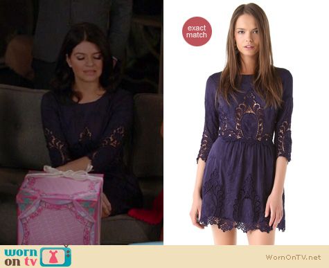 Happy Endings Fashion: Dolce Vita Valentina lace dress worn by Casey Wilson